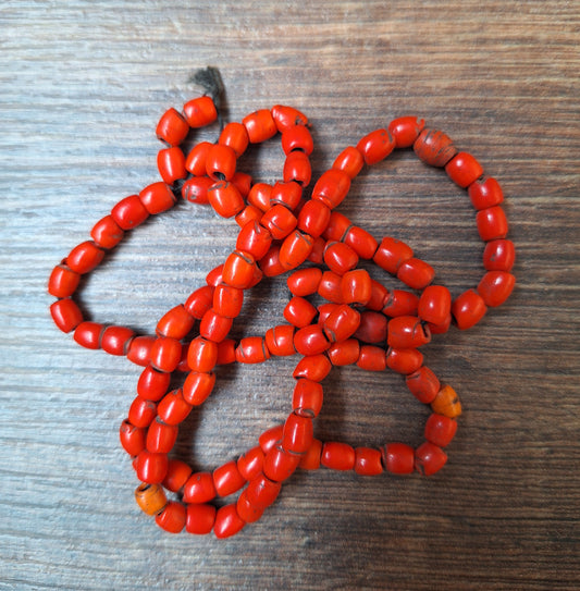 Vintage sherpa coral bead strand