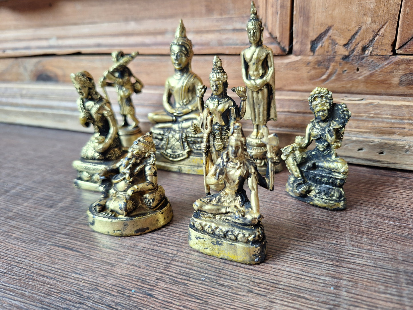 Small Buddhist/Hindu figurines, set of 8, B-quality
