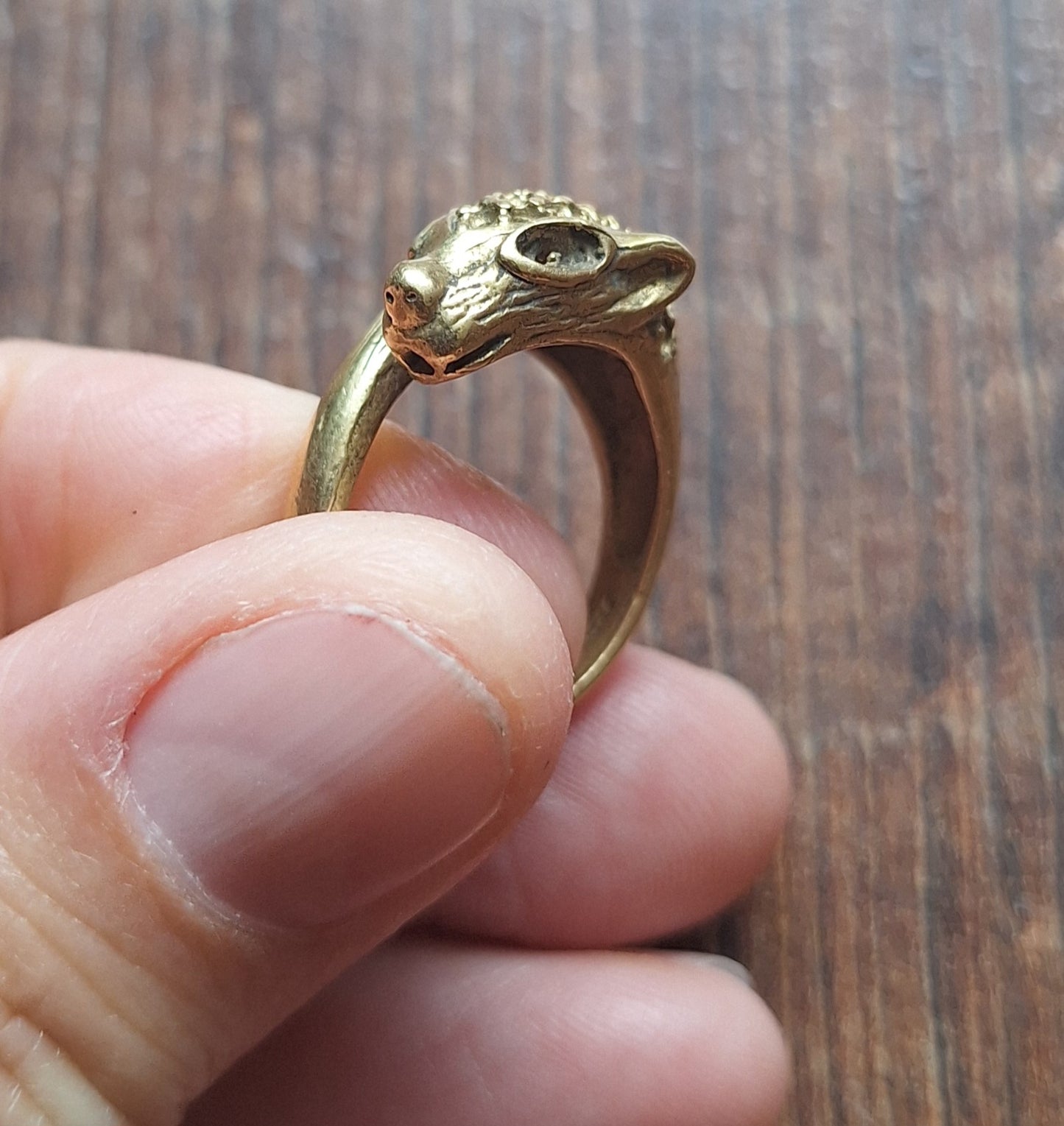 Brass ring Leopard
