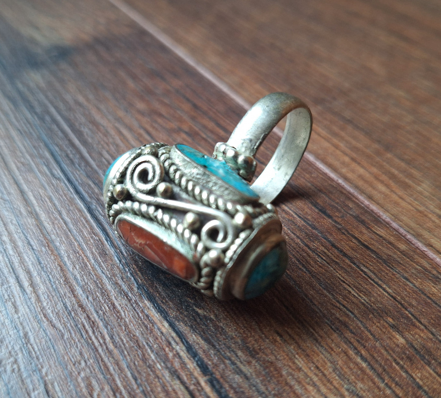 Vintage Tibetan silver and gemstone ring