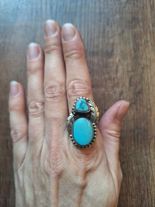 Vintage turquoise and Tibetan silver ring