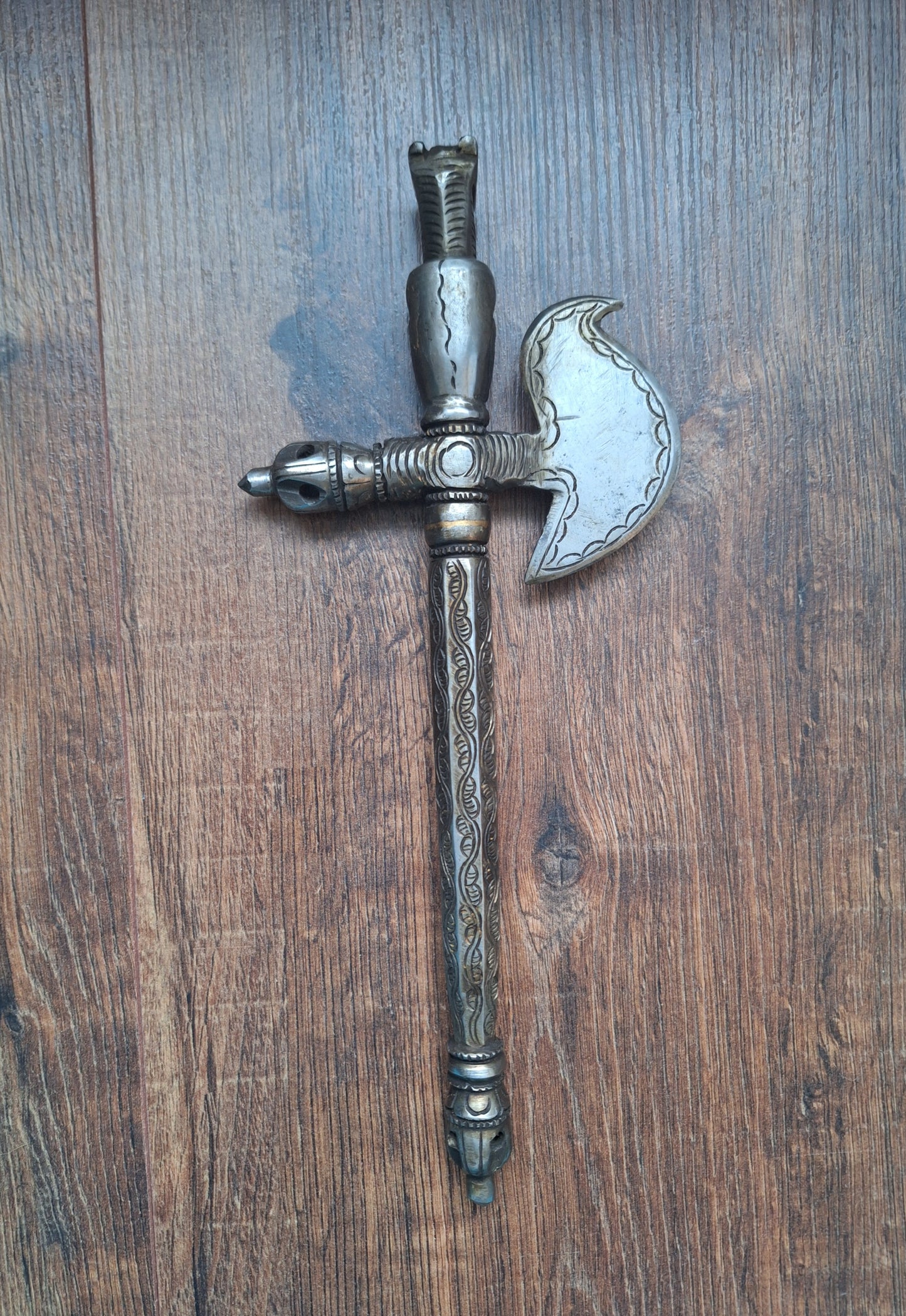 Iron khatvanga