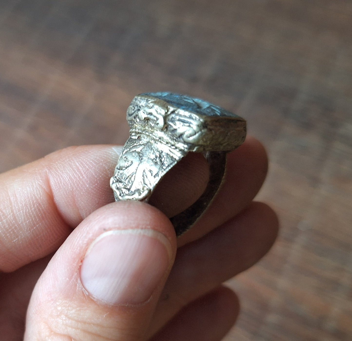 Vintage Kuchi tribal intaglio ring