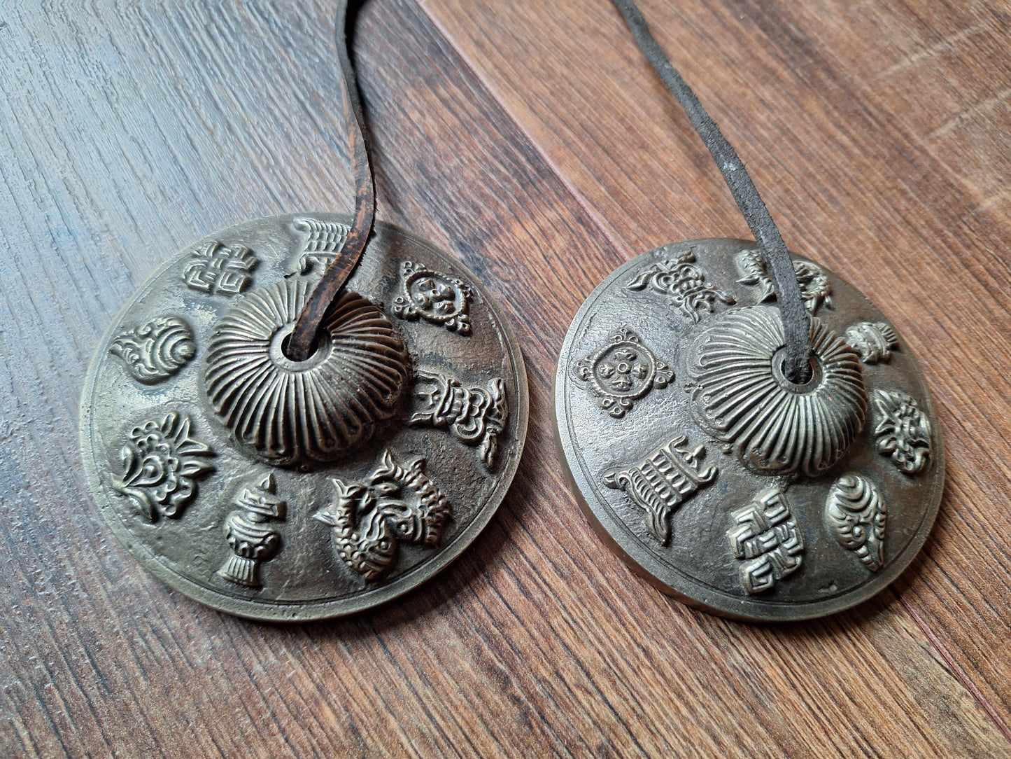 Tingsha bells Auspicious Symbols