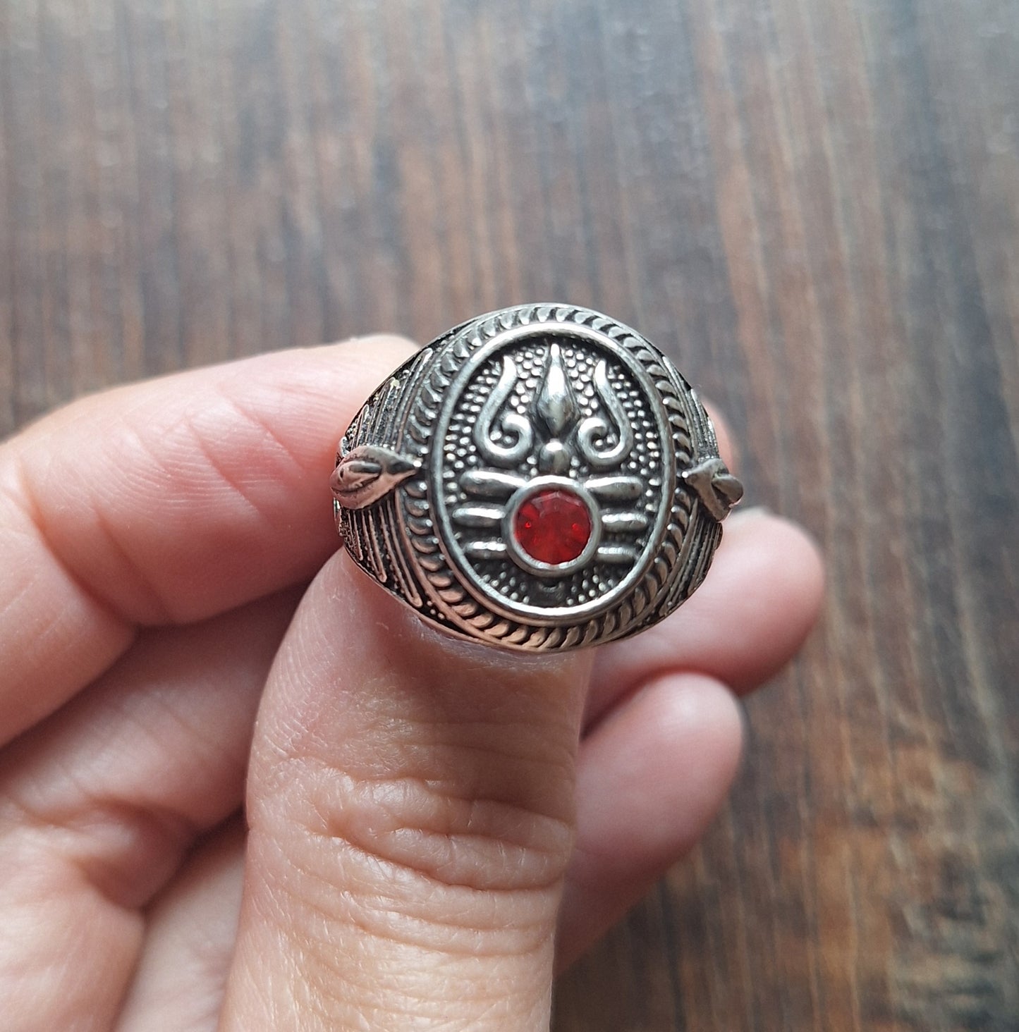 Alpaca metal ring Shiva