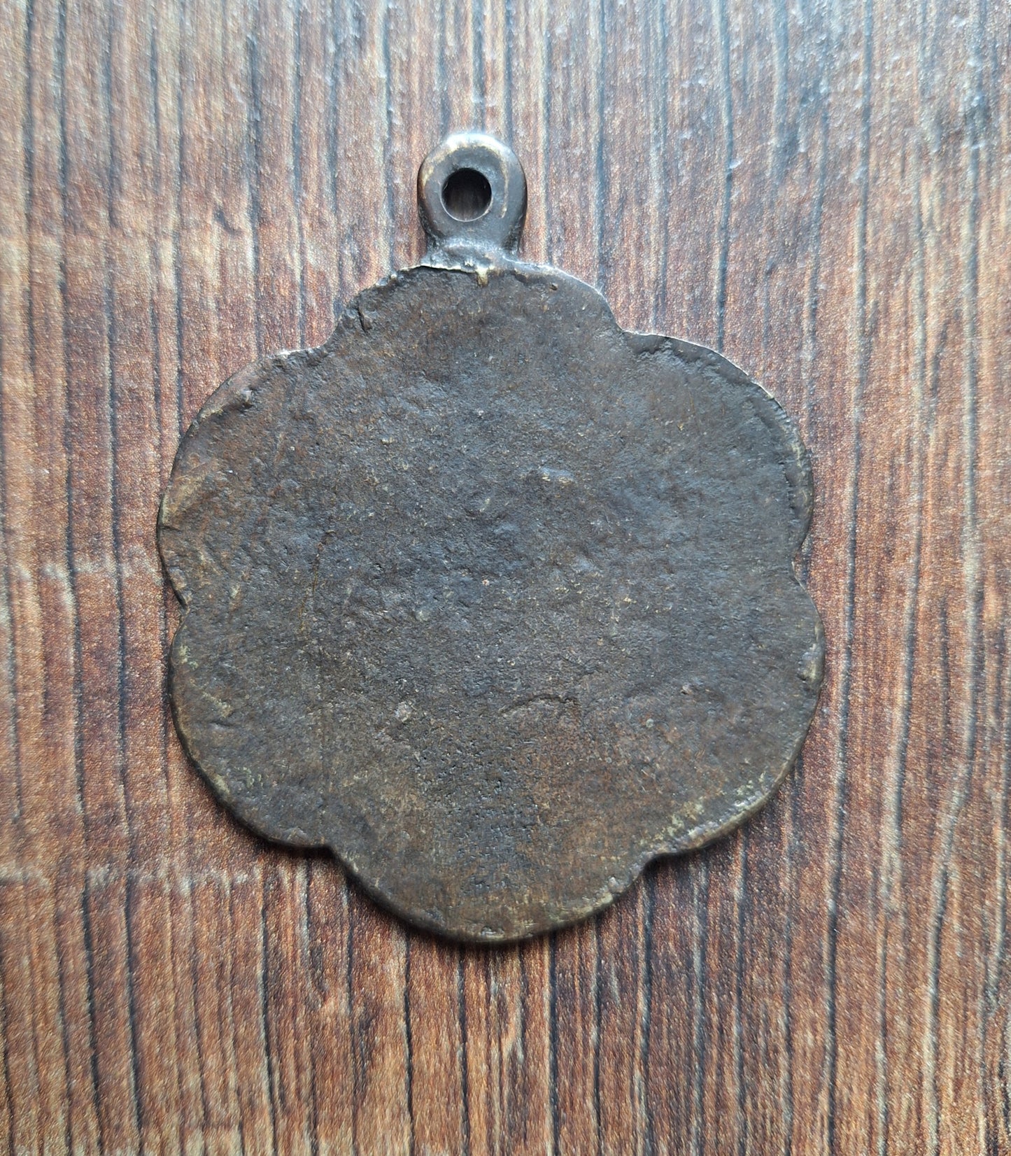 Vintage Nepalese melong Om Mani Padme Hum 50 millimeters
