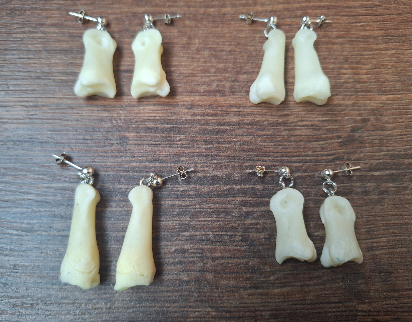 Roe deer foot bones amulet earrings