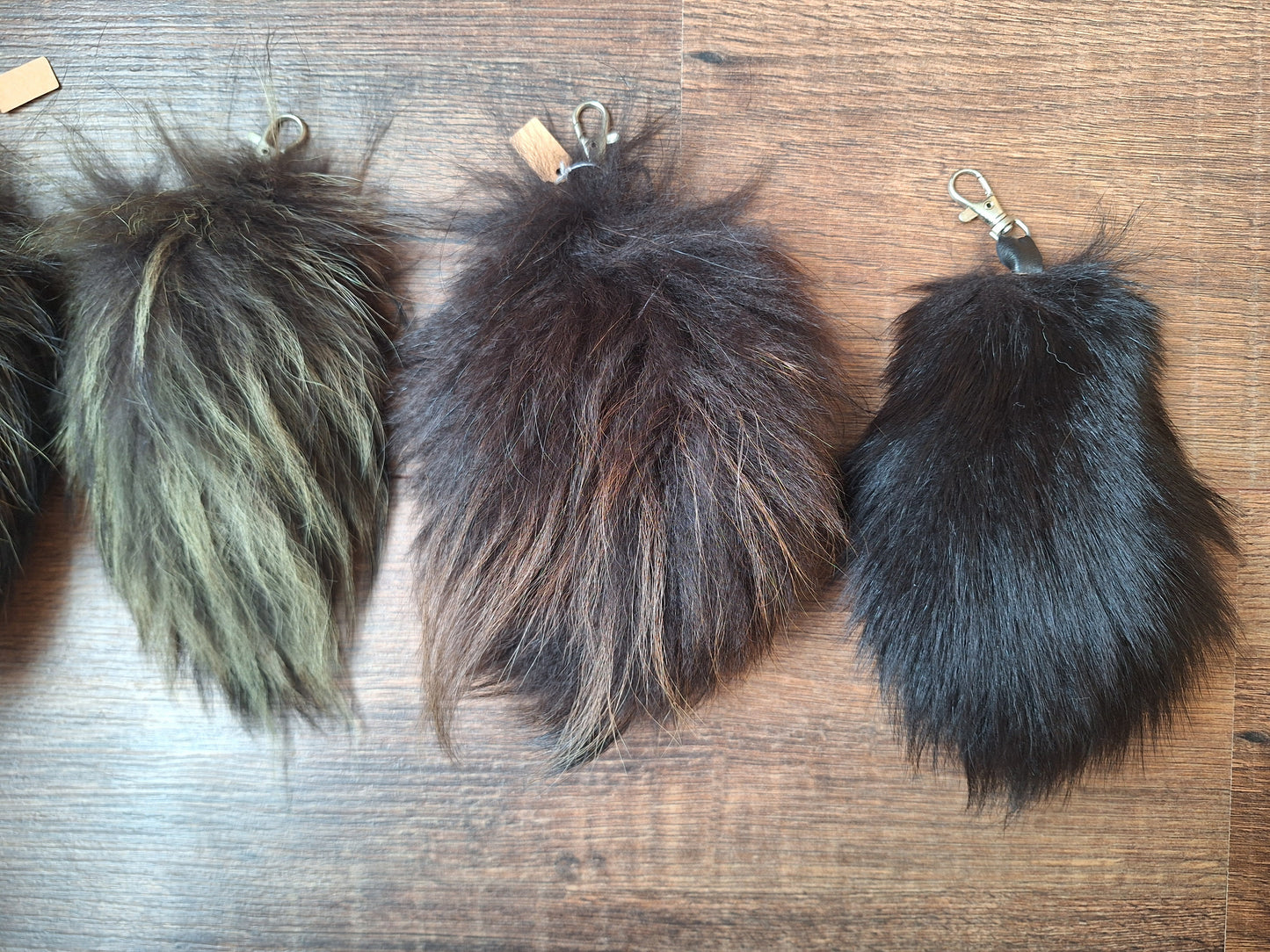 Fox tail tips keychains