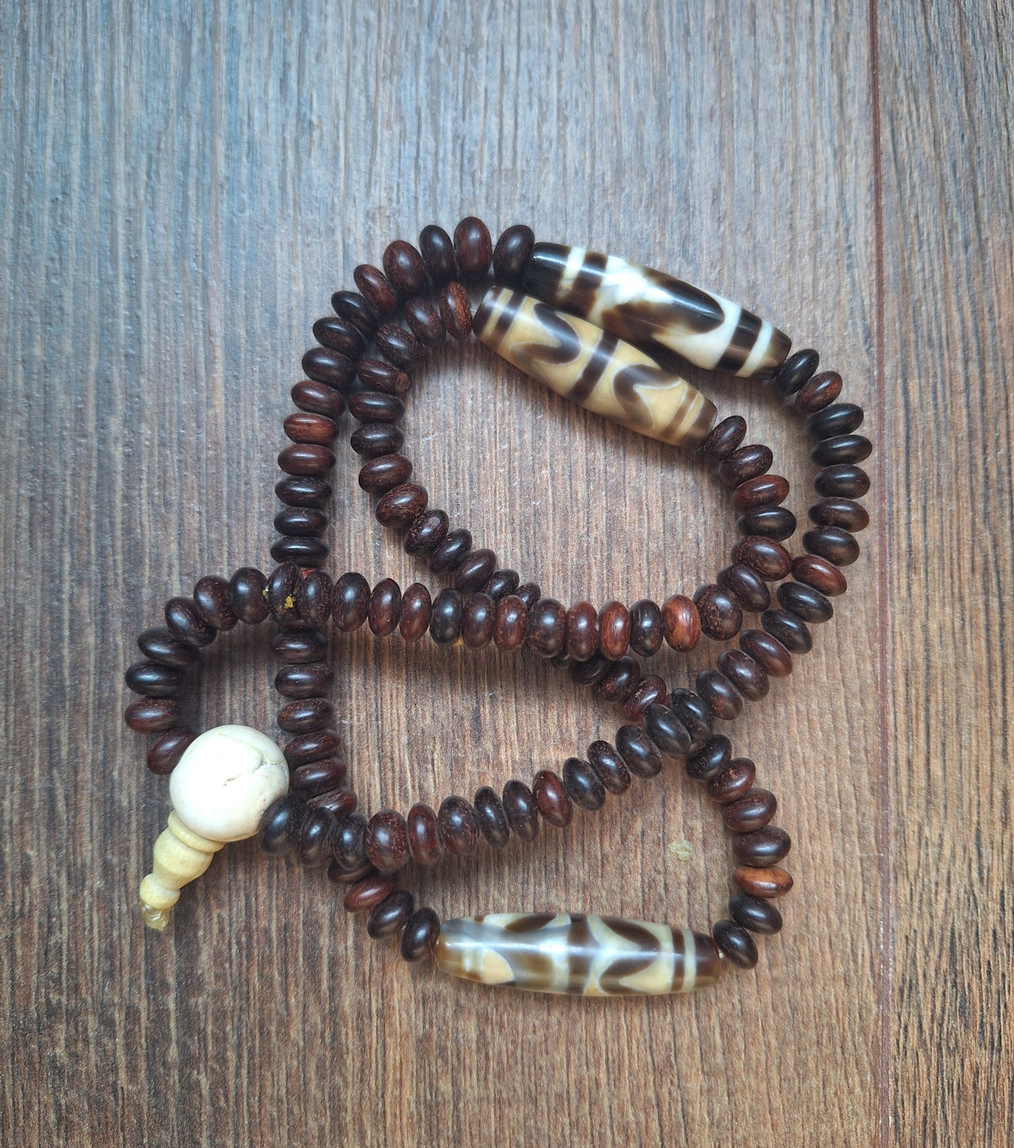 Dzi bead Wave mala necklace