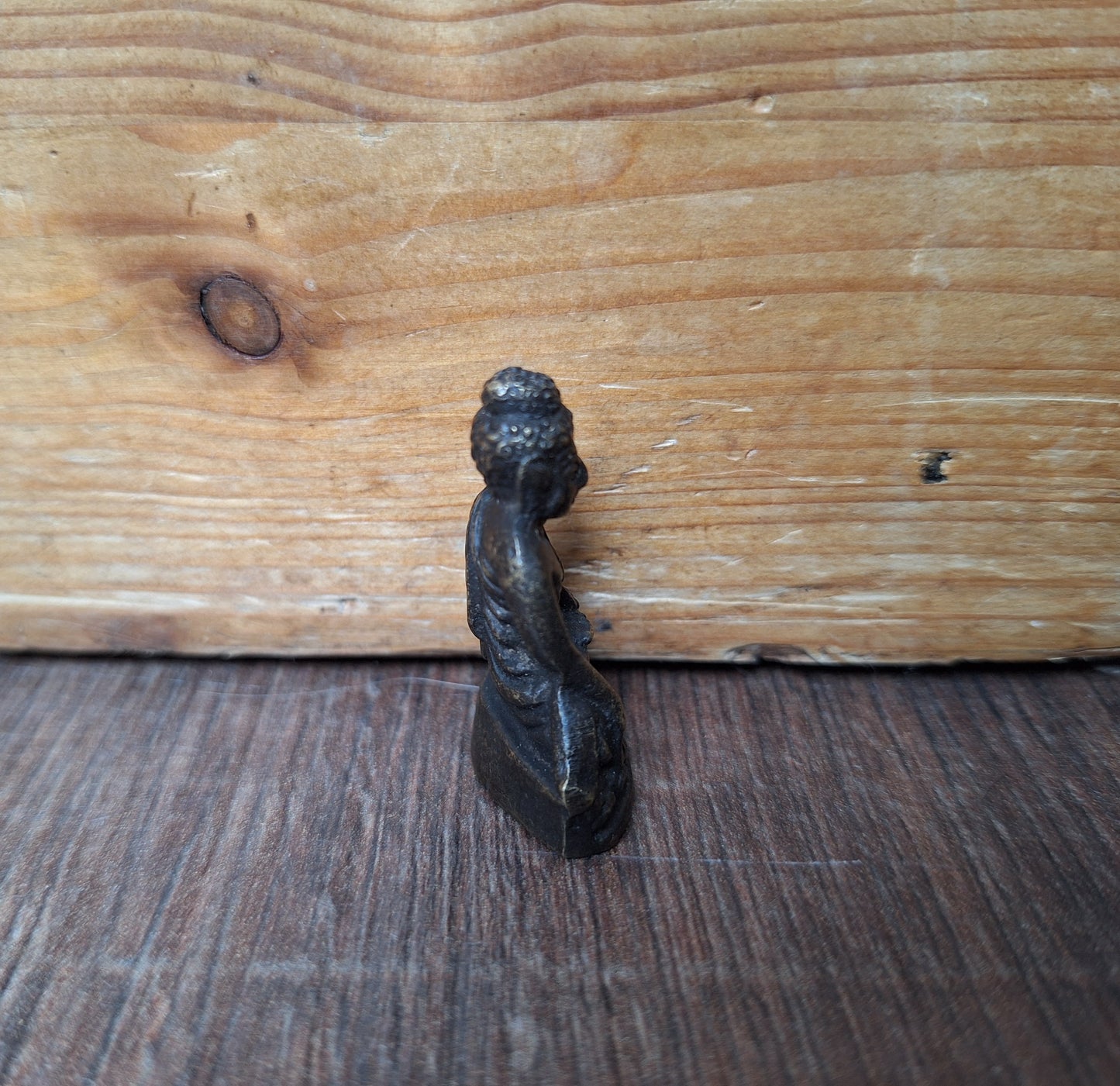 Vintage small bronze Shakyamuni Buddha figurine