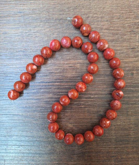 Sponge coral bead strand