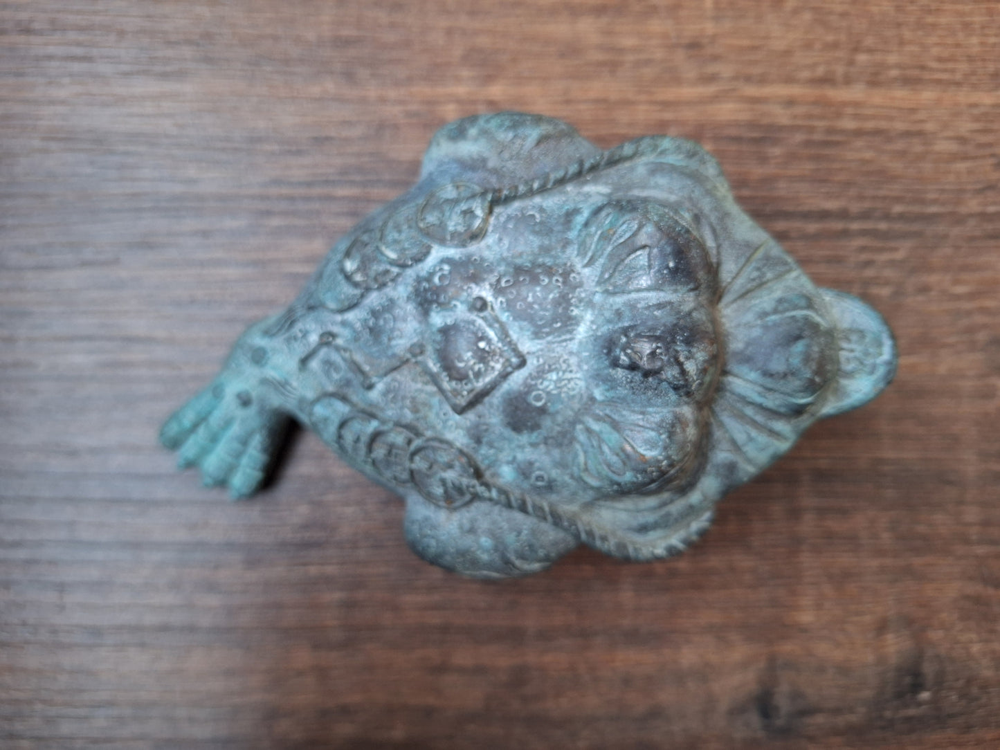 Vintage bronze Money Frog statue