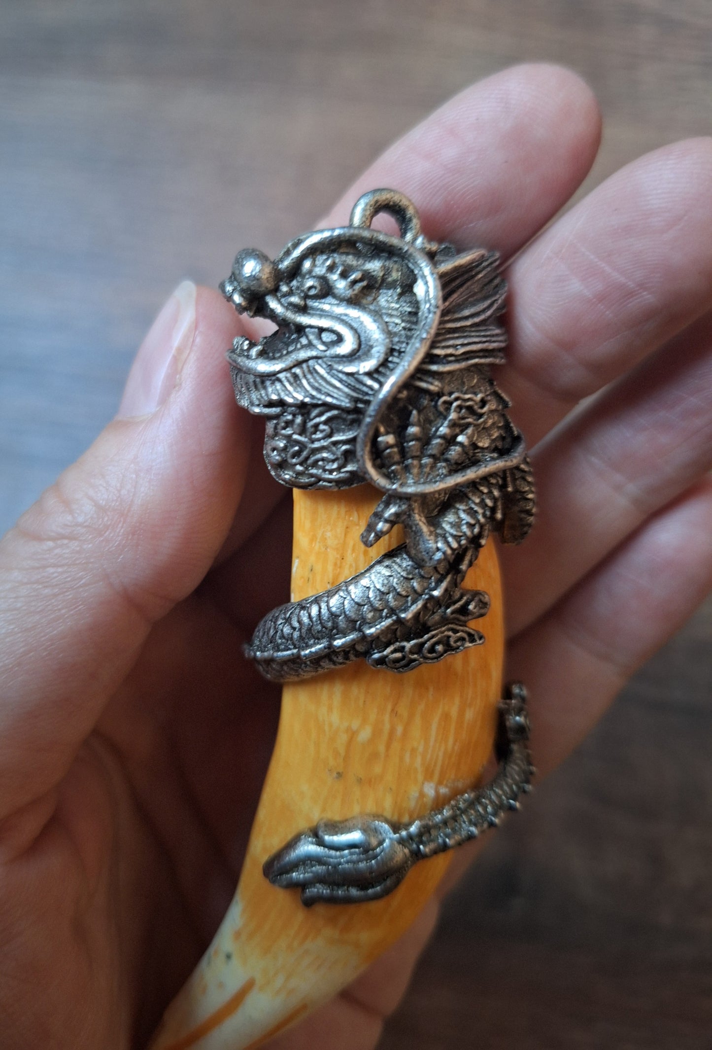 Vintage resin tiger tooth pendant