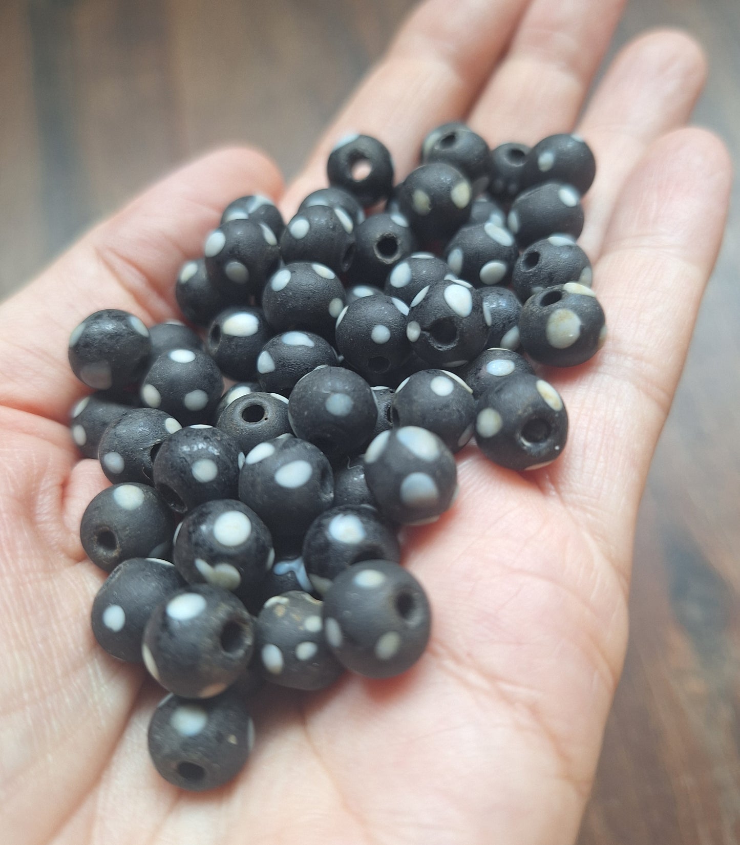 Vintage glass beads Dots, set of 10