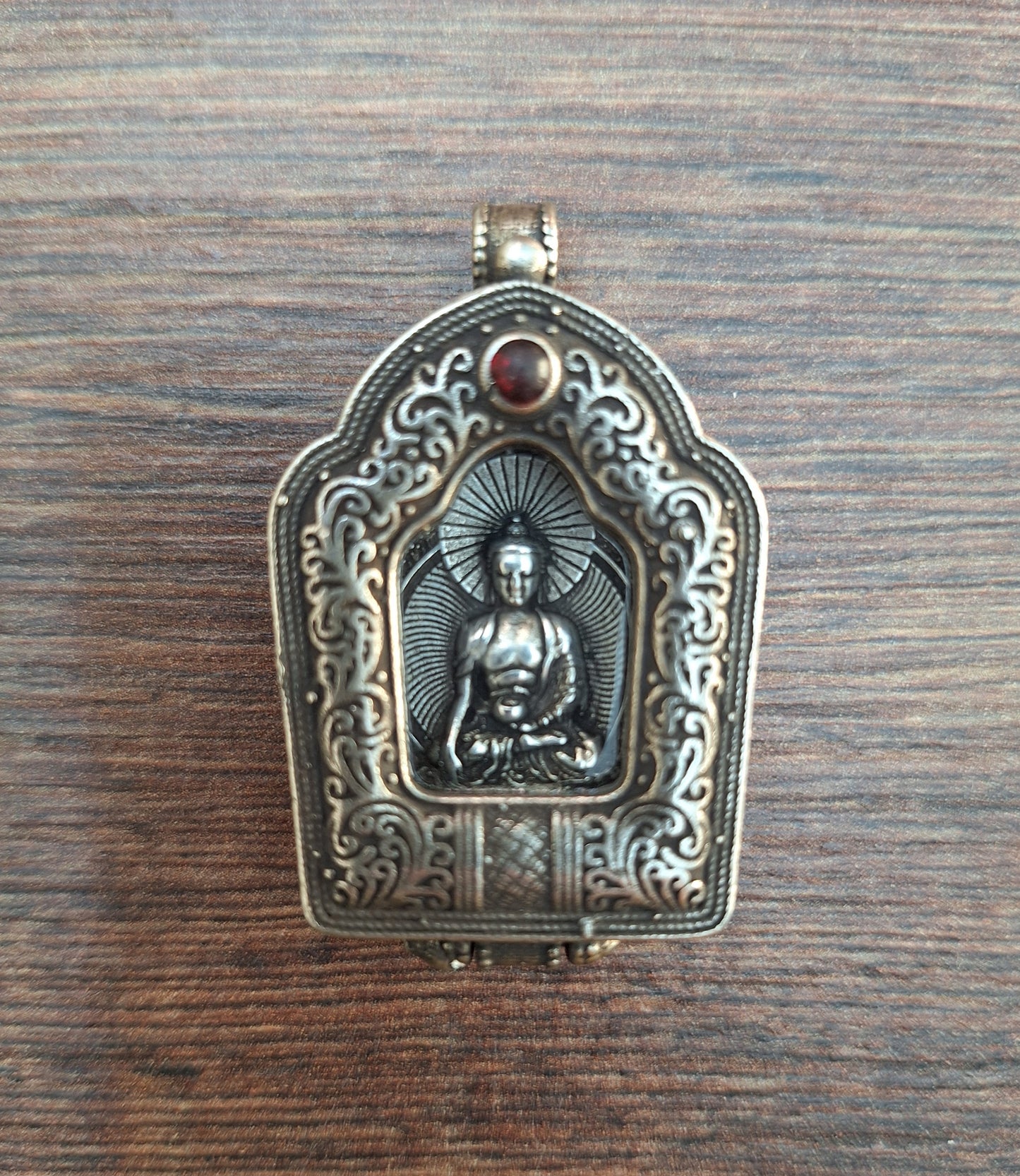 Vintage Tibetan silver gau pendant Shakyamuni Buddha