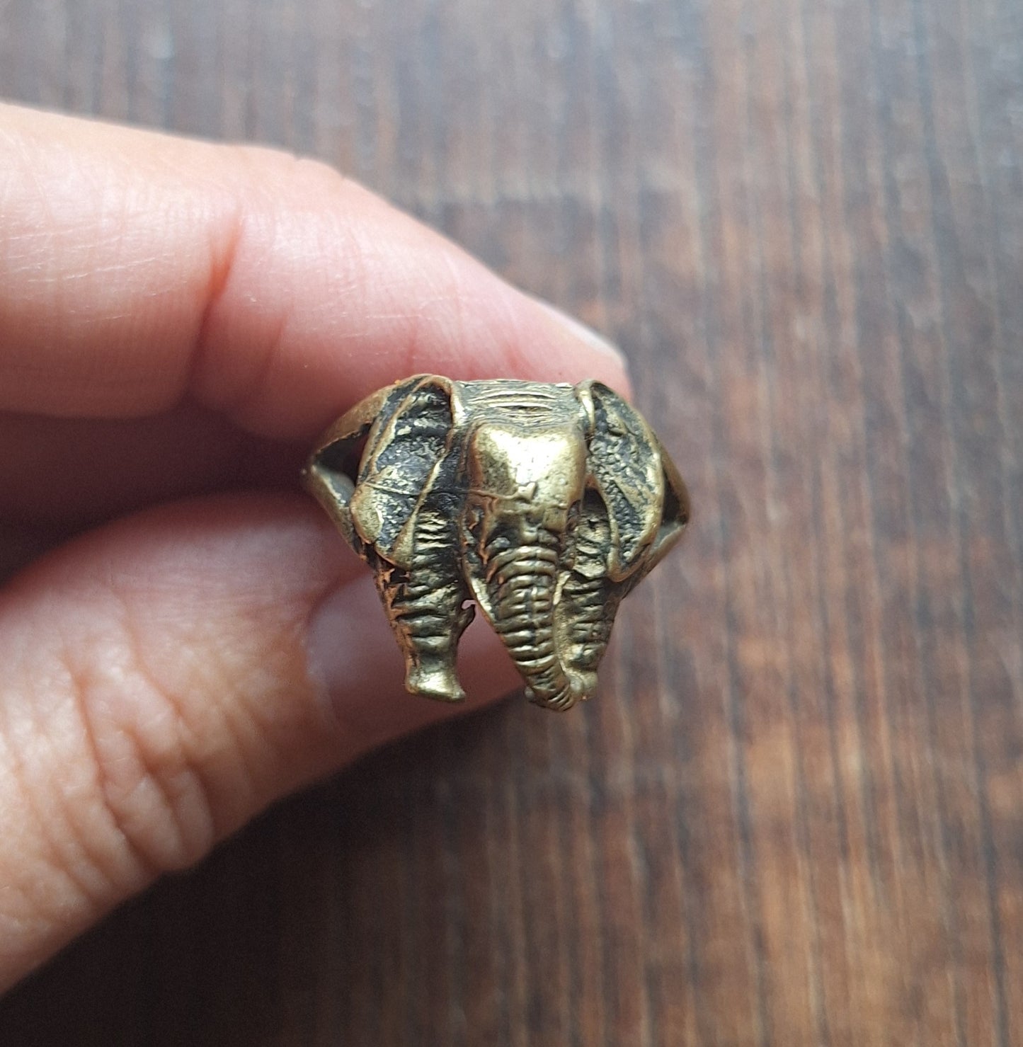 Brass ring Elephant