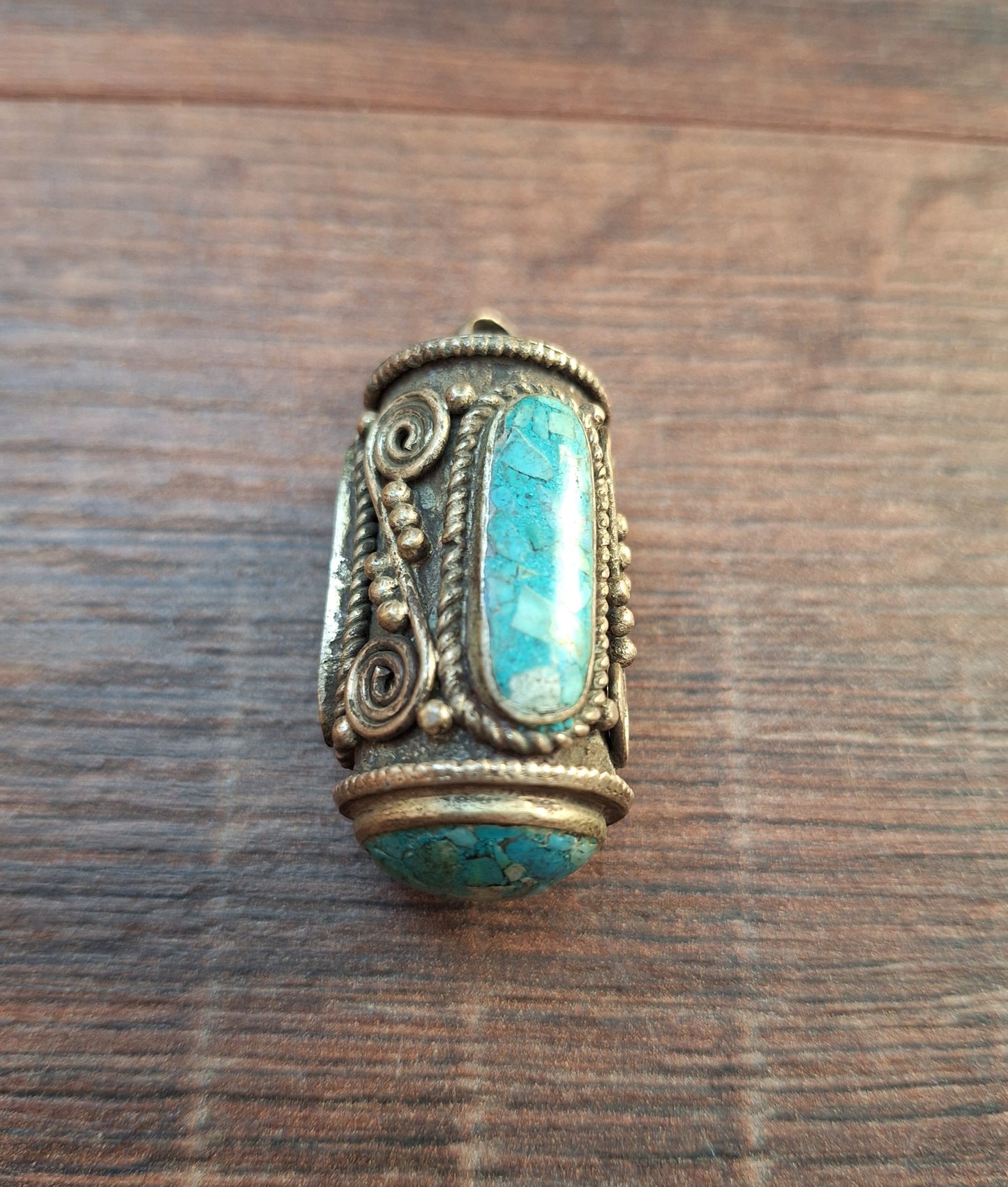 Vintage Tibetan silver pendant with gemstone inlay