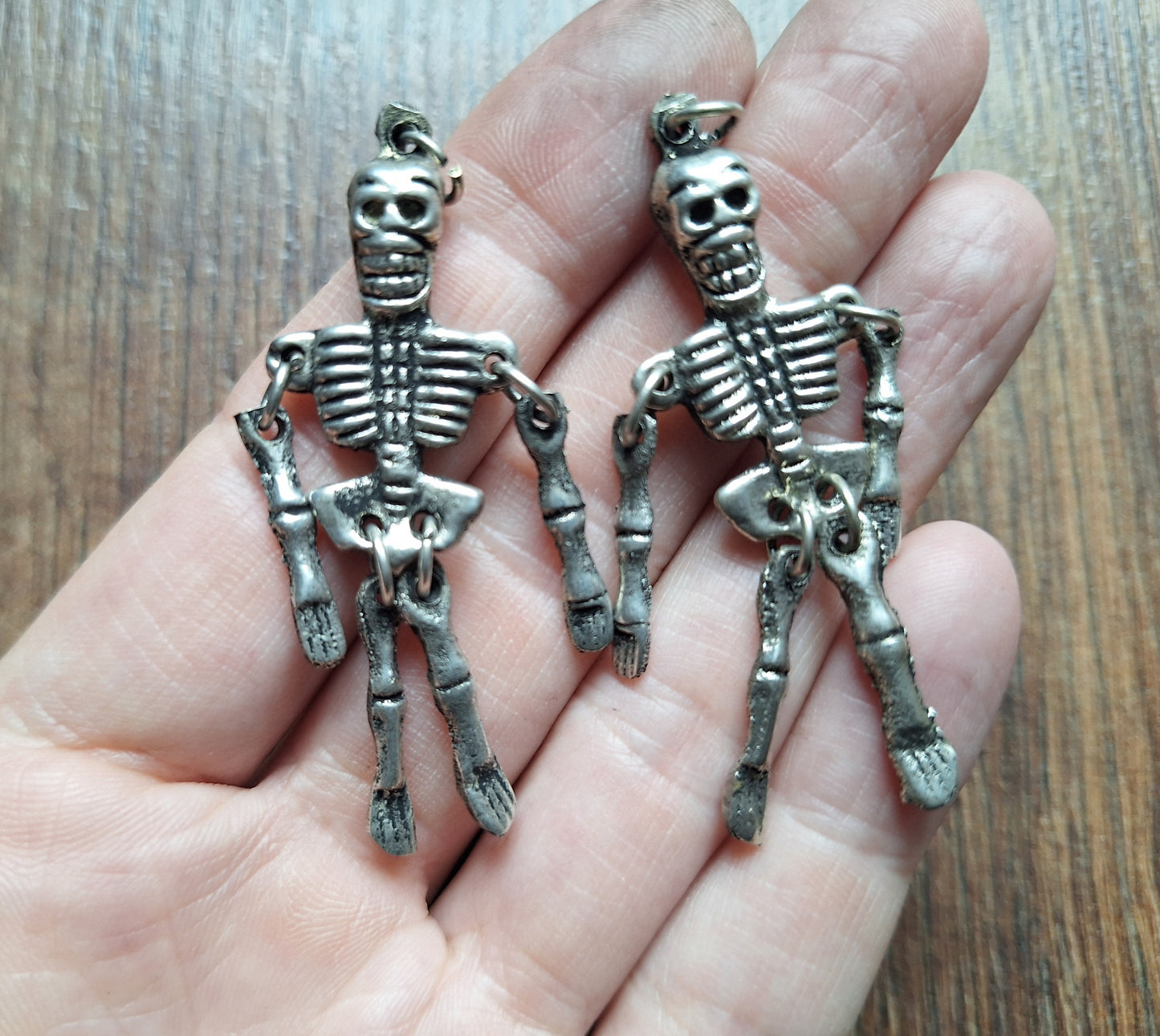 White metal pendant Skeleton