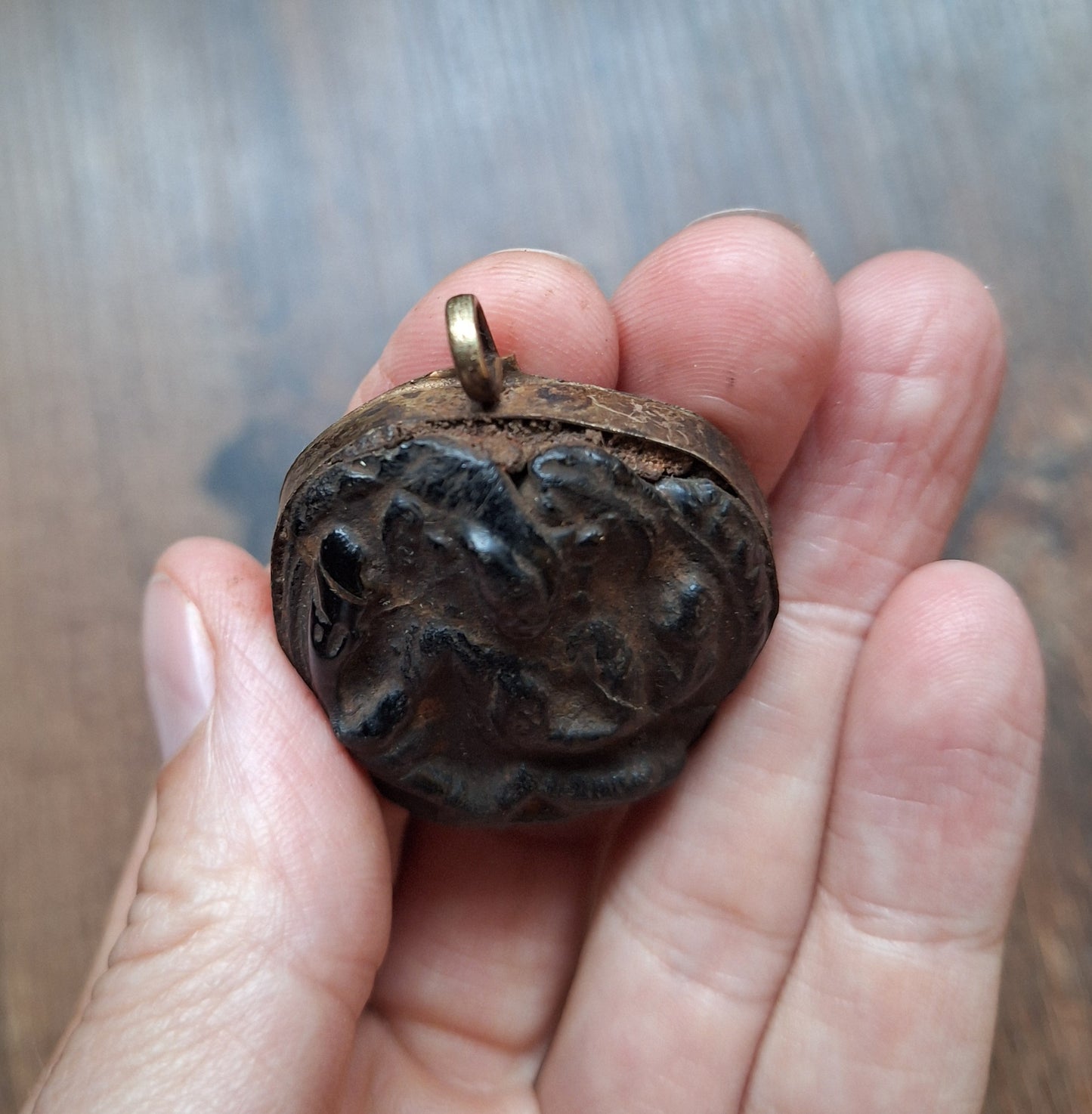Vintage Nepalese glass pendant Tara