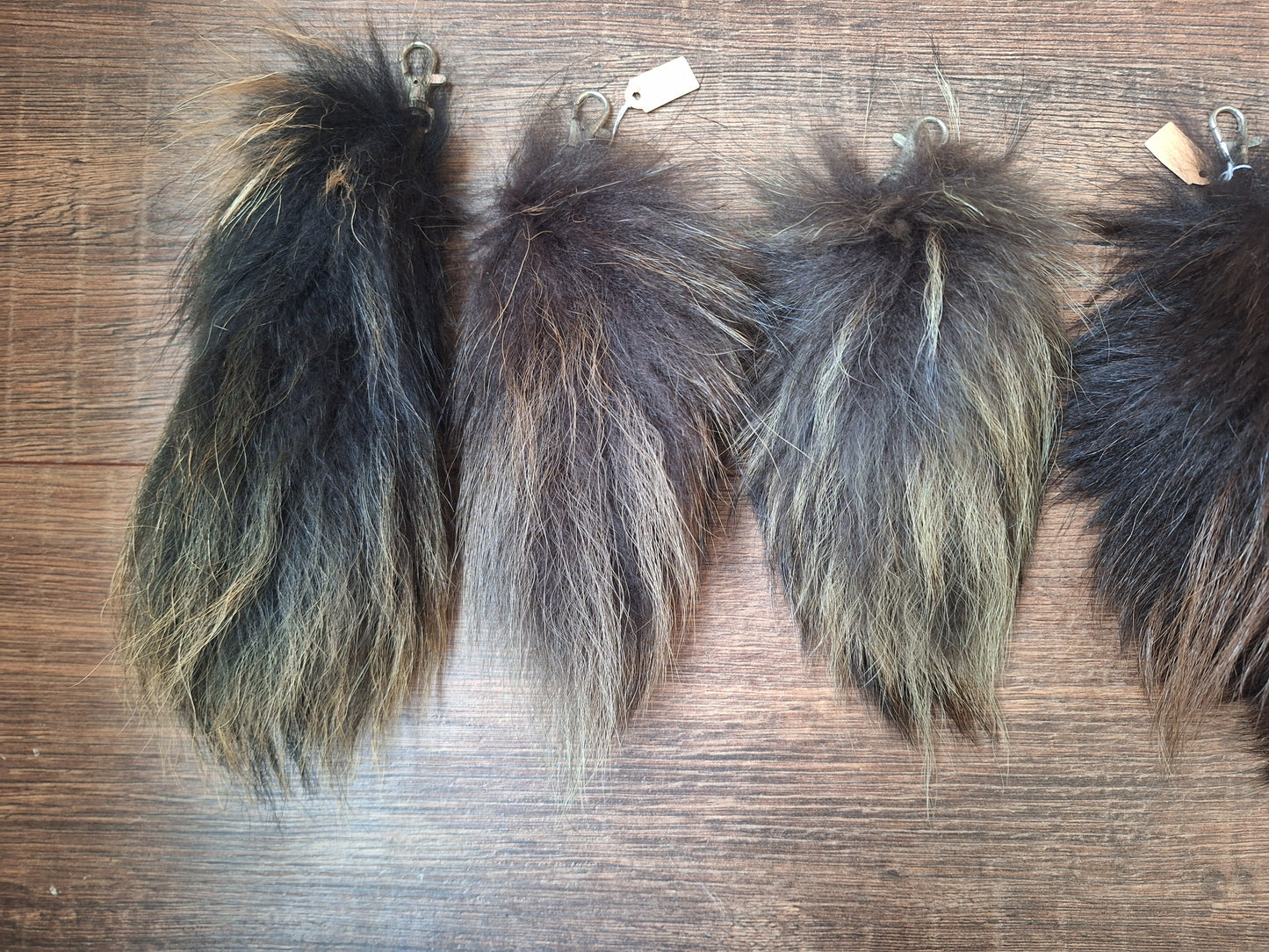 Fox tail tips keychains