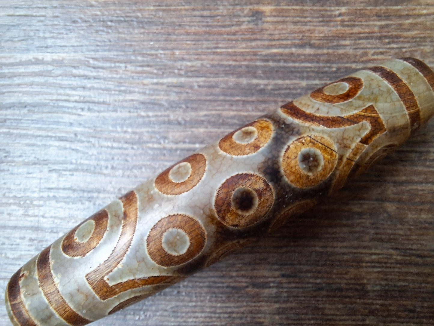 21 eye altar dzi bead #4