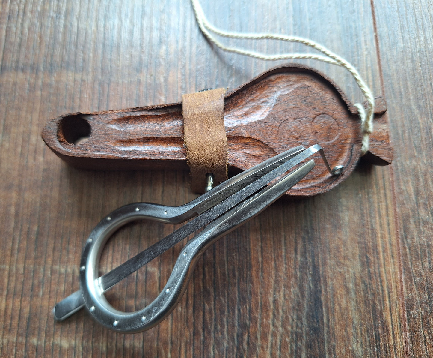 Khomus mouth harp, tuned in B