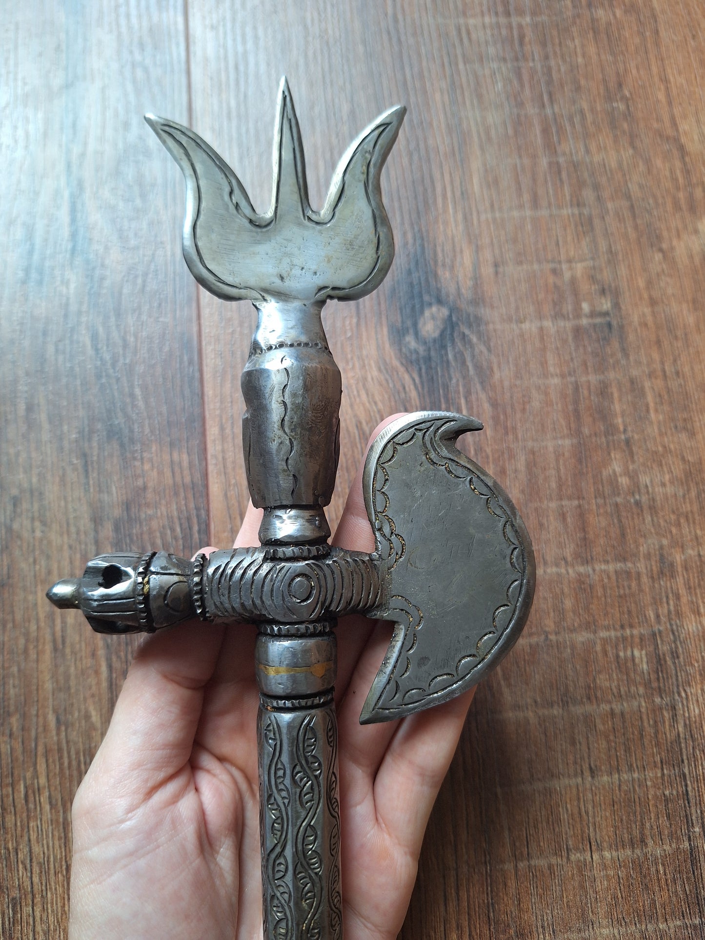 Iron khatvanga