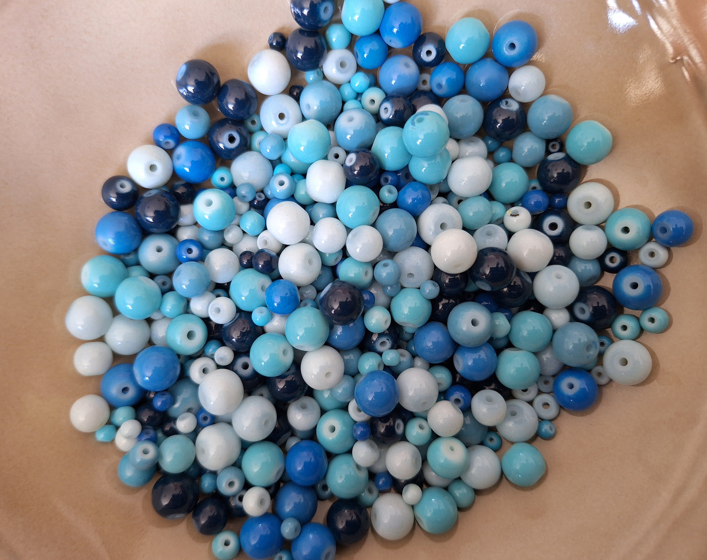 Blue glass beads mix