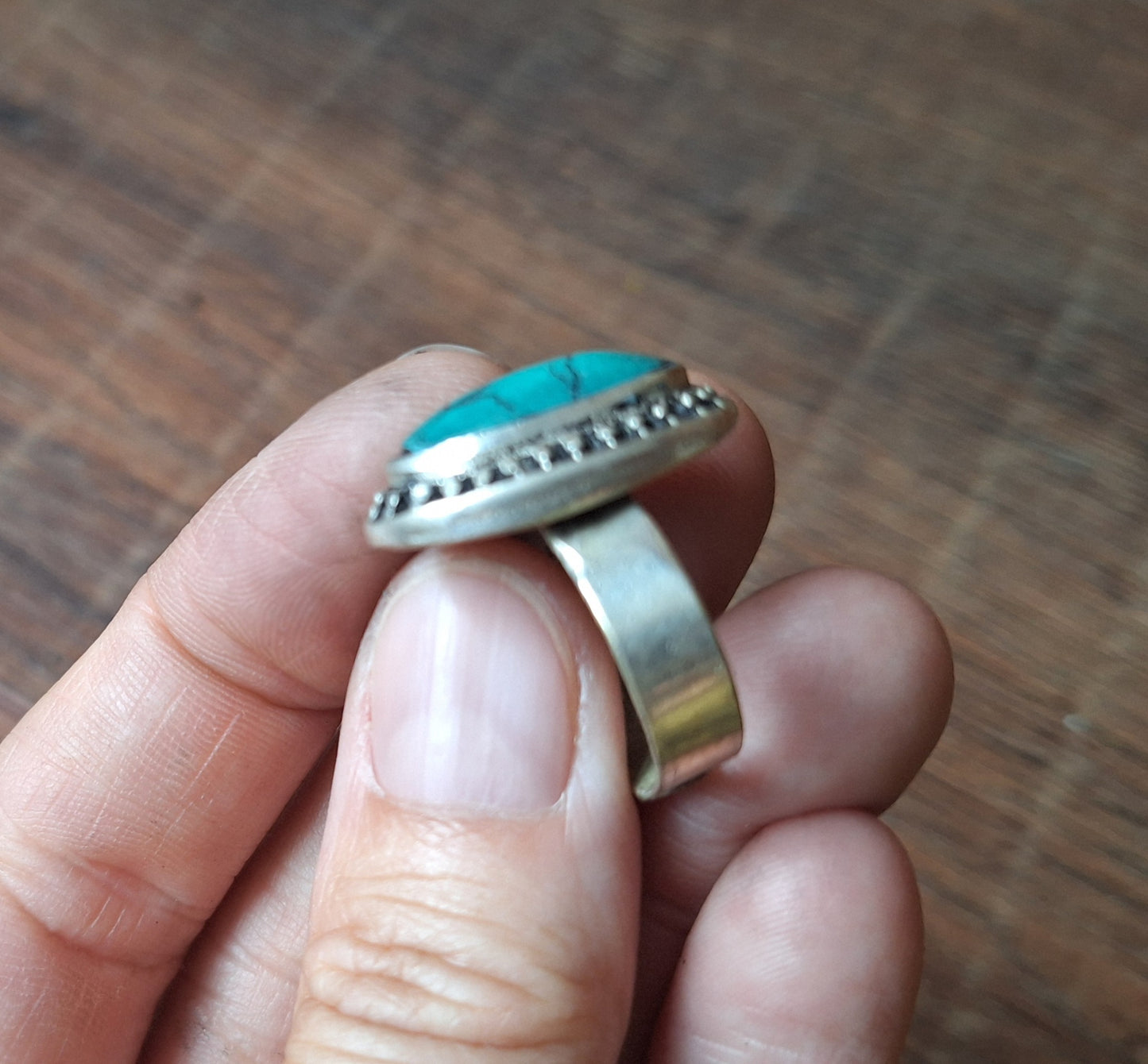 Vintage Tibetan silver and howlite ring