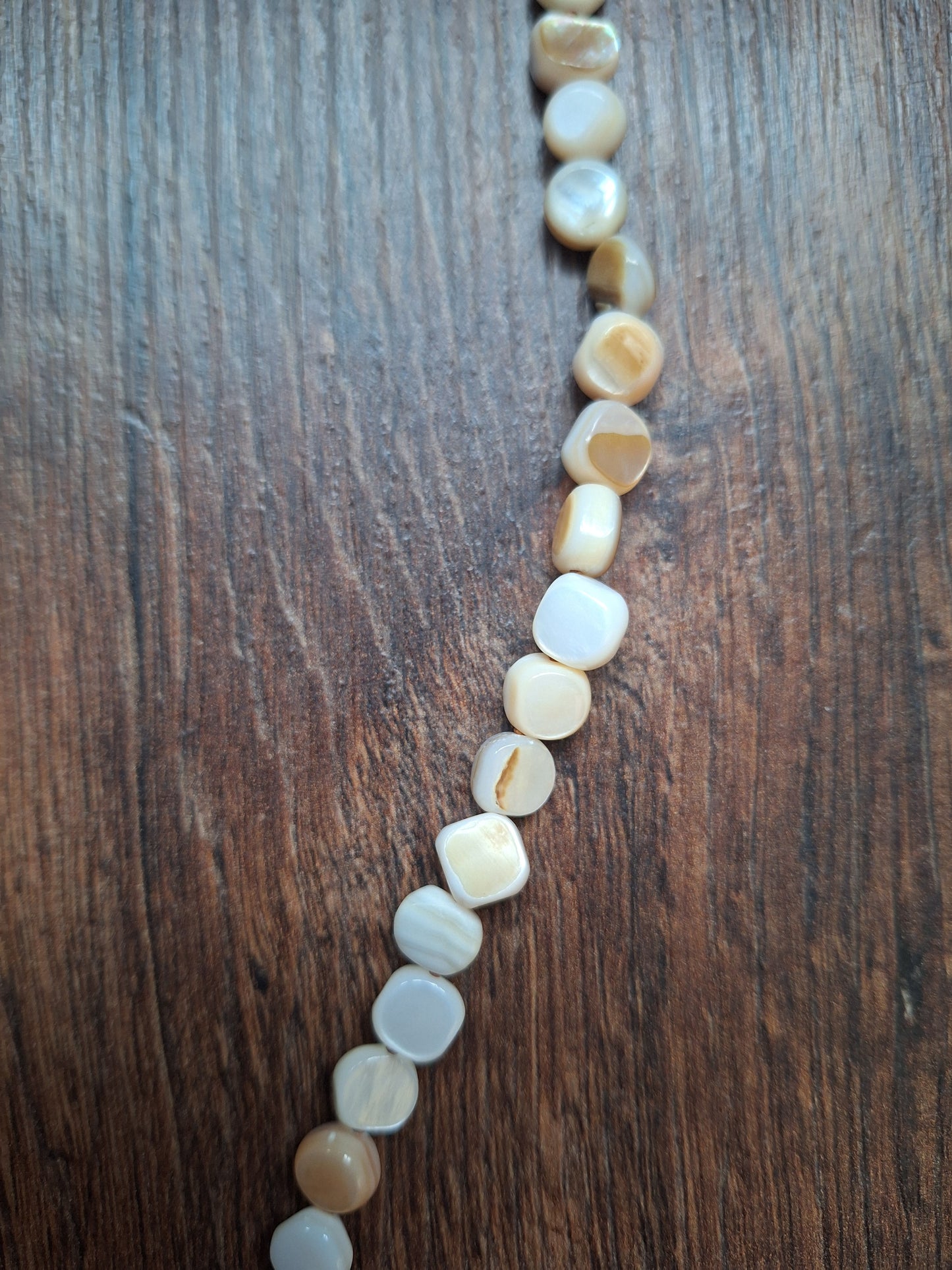 Amulet cord Mother of Pearl