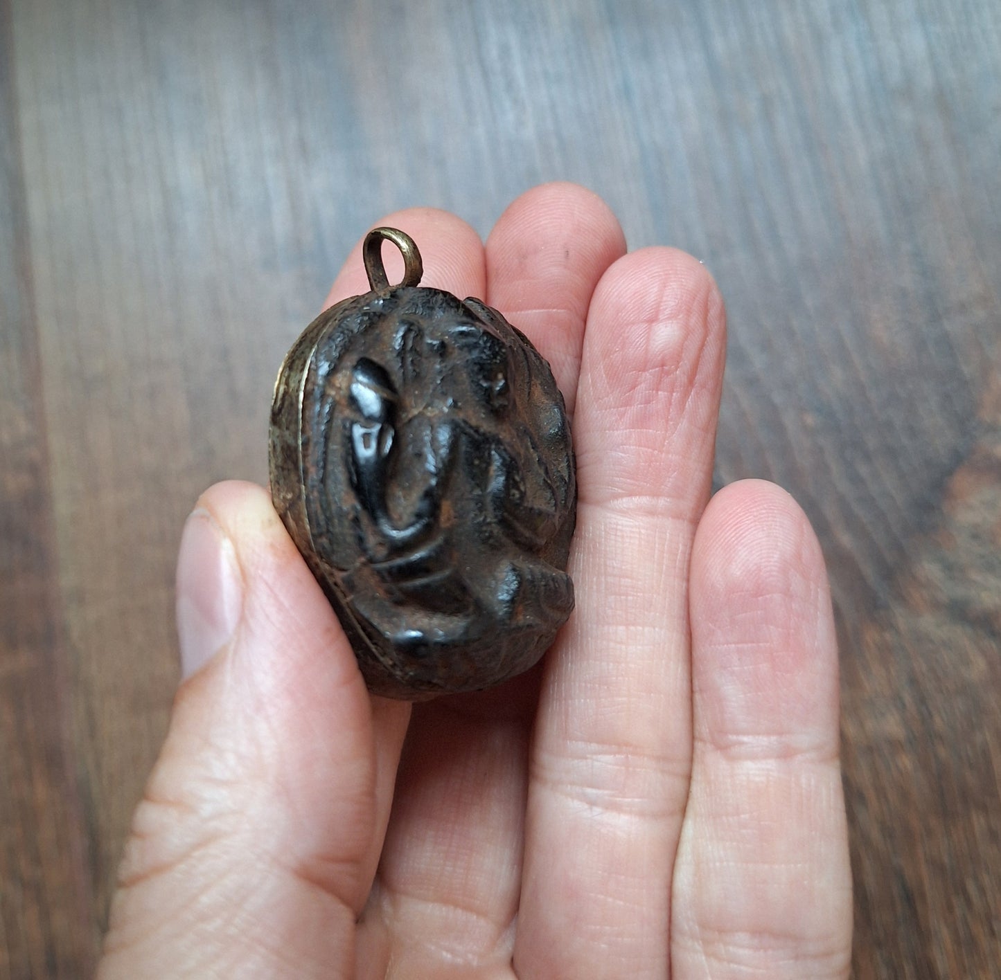 Vintage Nepalese glass pendant Tara