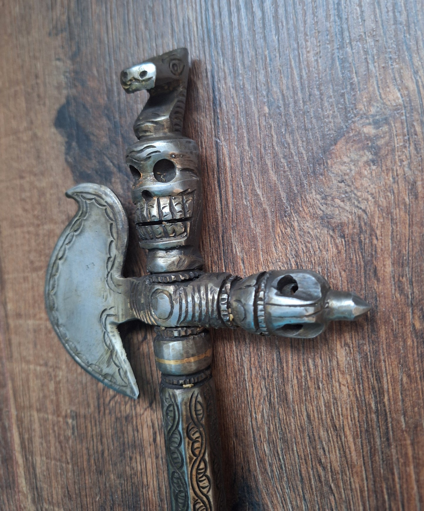 Iron khatvanga