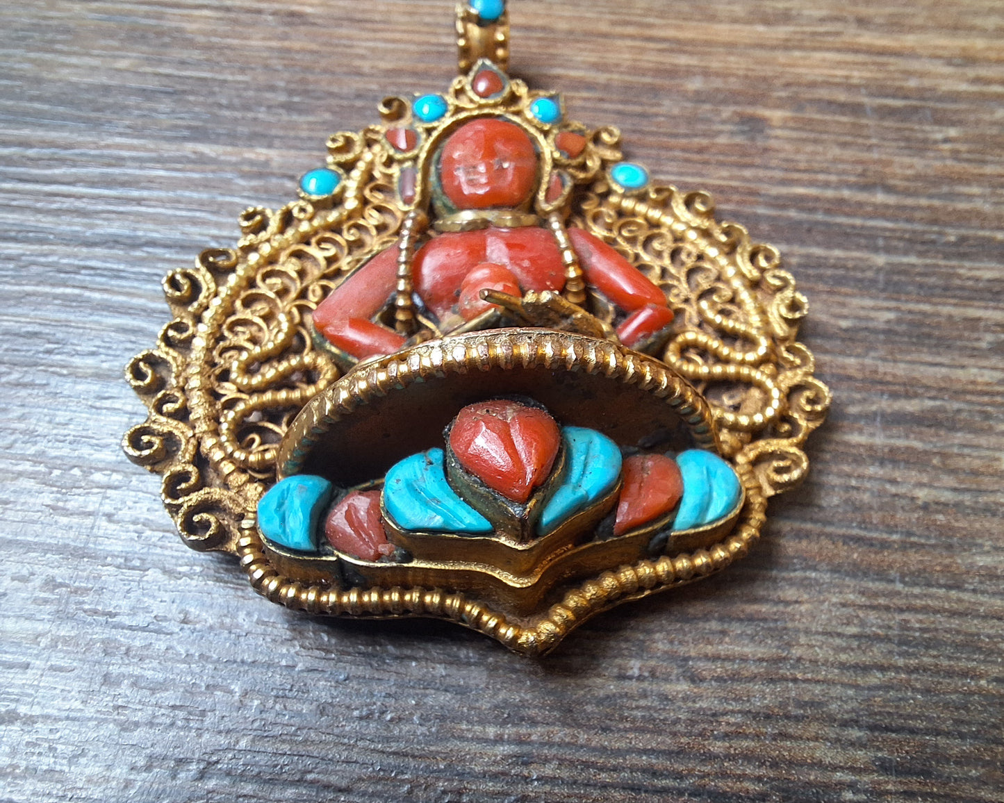 Gilded copper, coral and turquoise pendant Amitabha Buddha