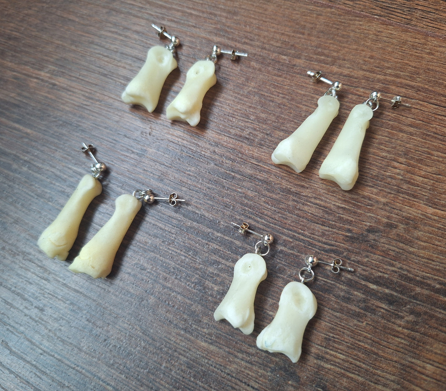 Roe deer foot bones amulet earrings