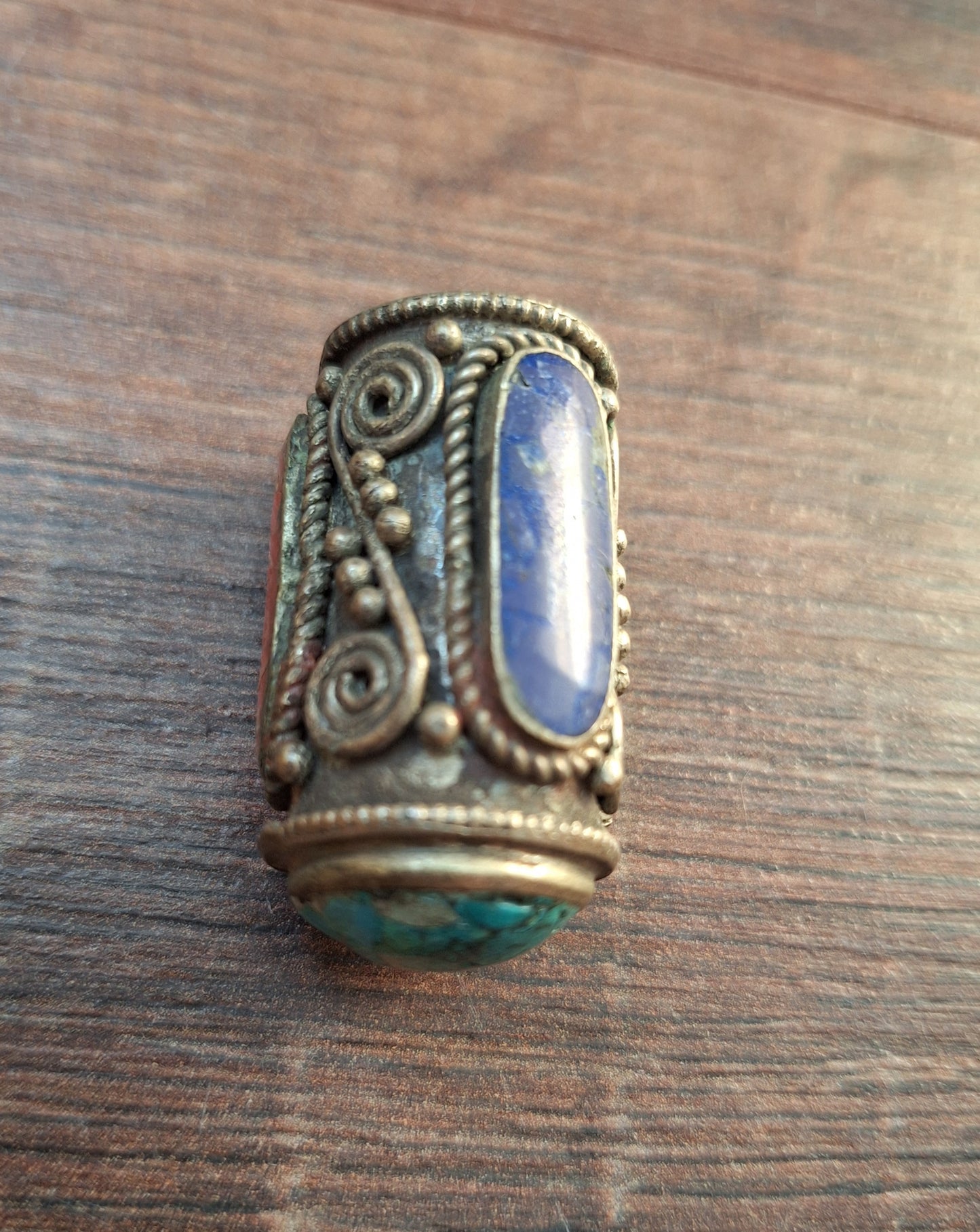Vintage Tibetan silver pendant with gemstone inlay