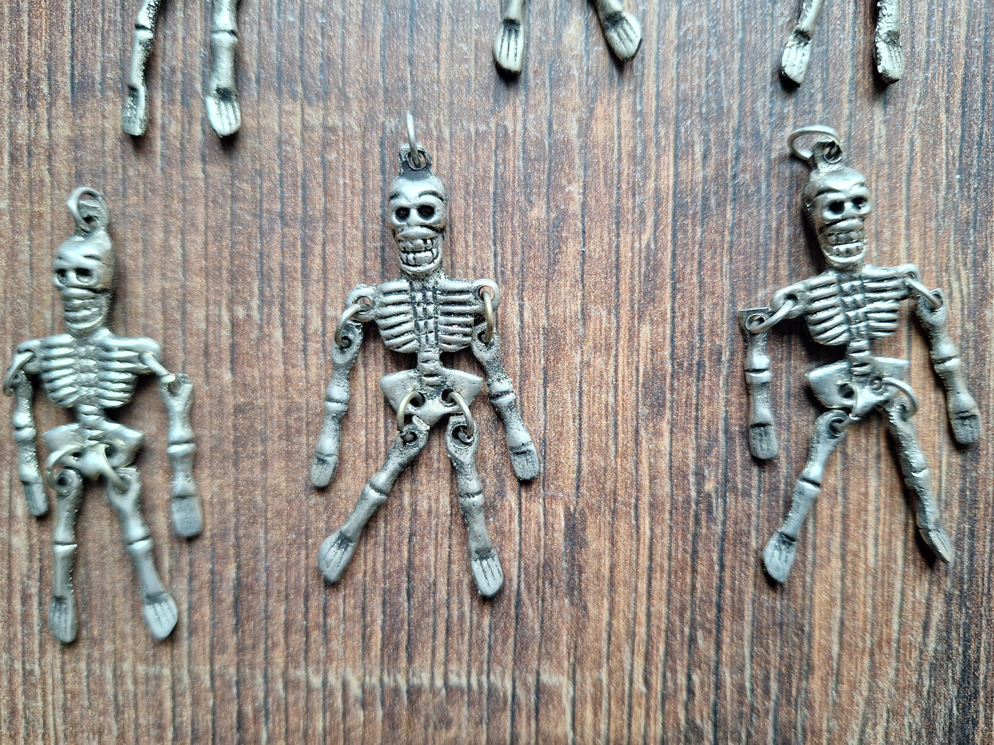 White metal pendant Skeleton