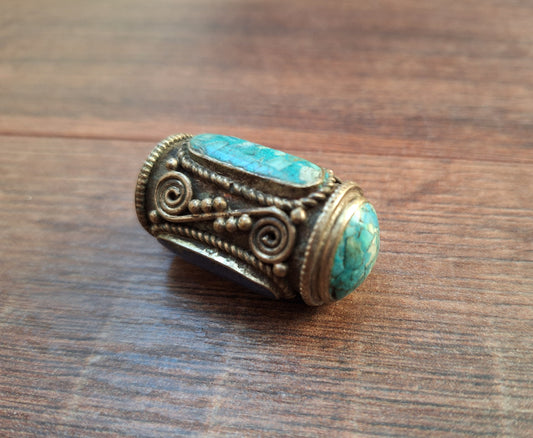 Vintage Tibetan silver pendant with gemstone inlay