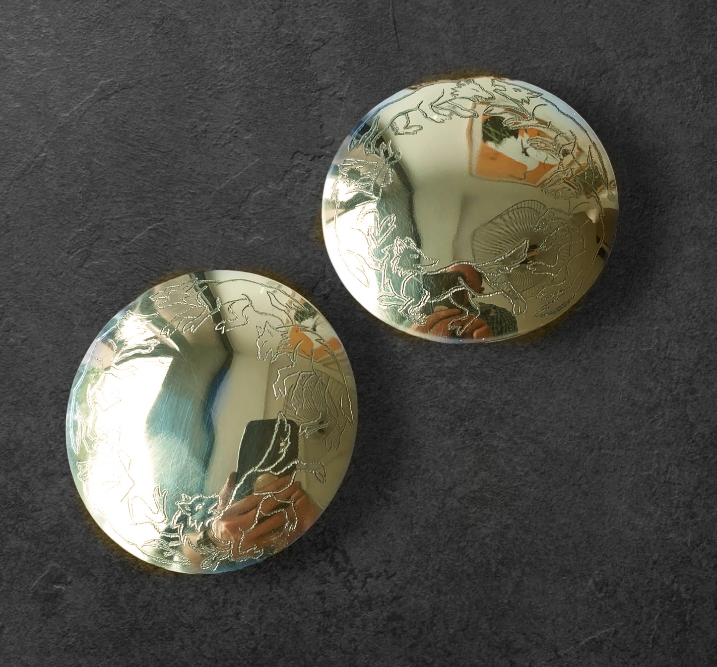 Spirit of the Wolf 8cm brass mirror