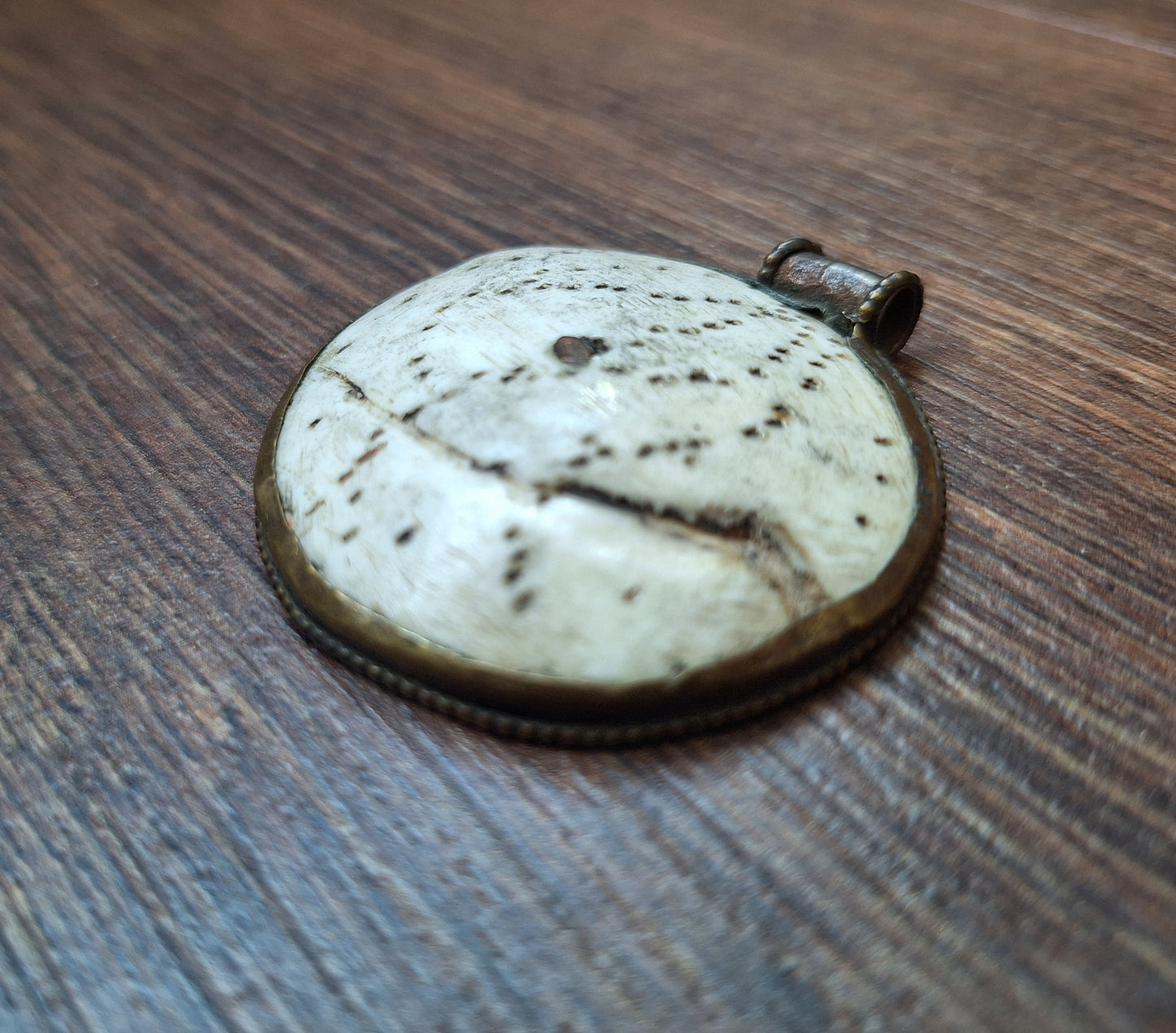 Old Tibetan conch shell pendant