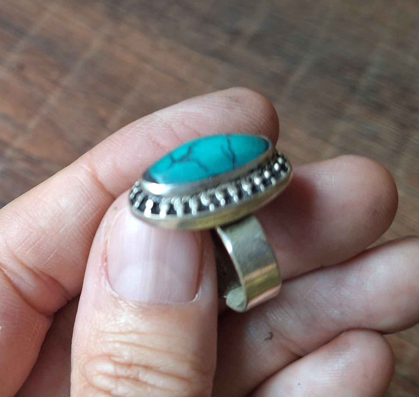 Vintage Tibetan silver and howlite ring
