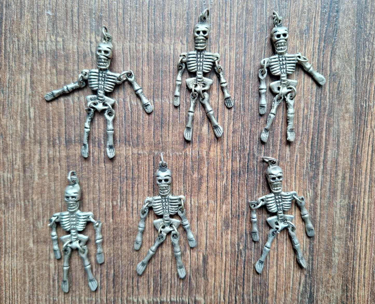 White metal pendant Skeleton
