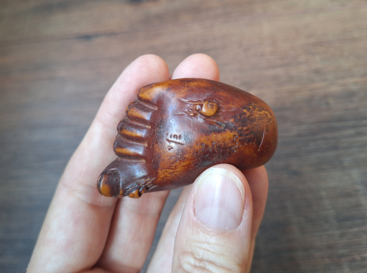 Resin netsuke pendant foot with spiders