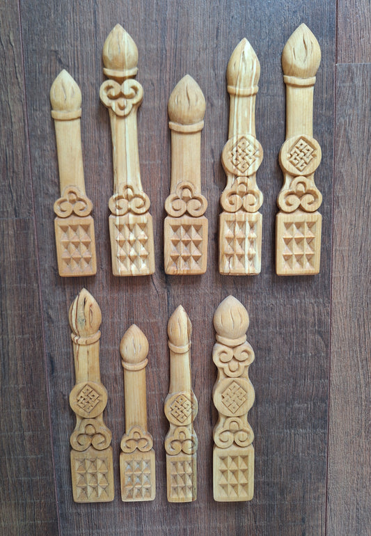 Tos karak ritual offering spoon