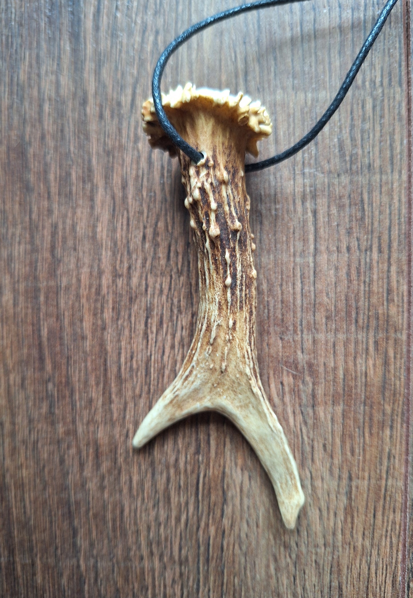 Roe deer antler necklaces
