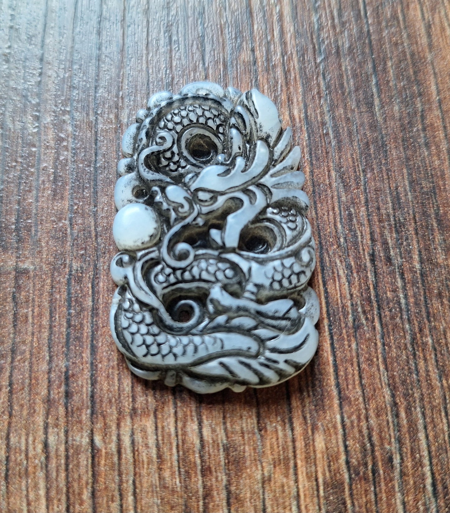 Jade pendant Dragon
