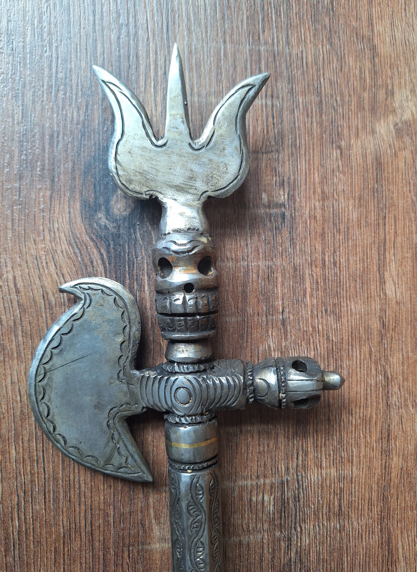 Iron khatvanga