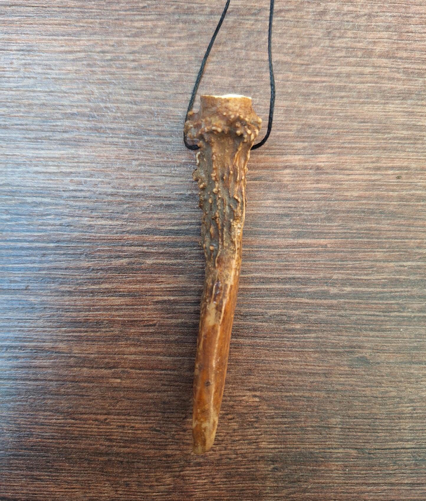 Roe deer antler necklaces