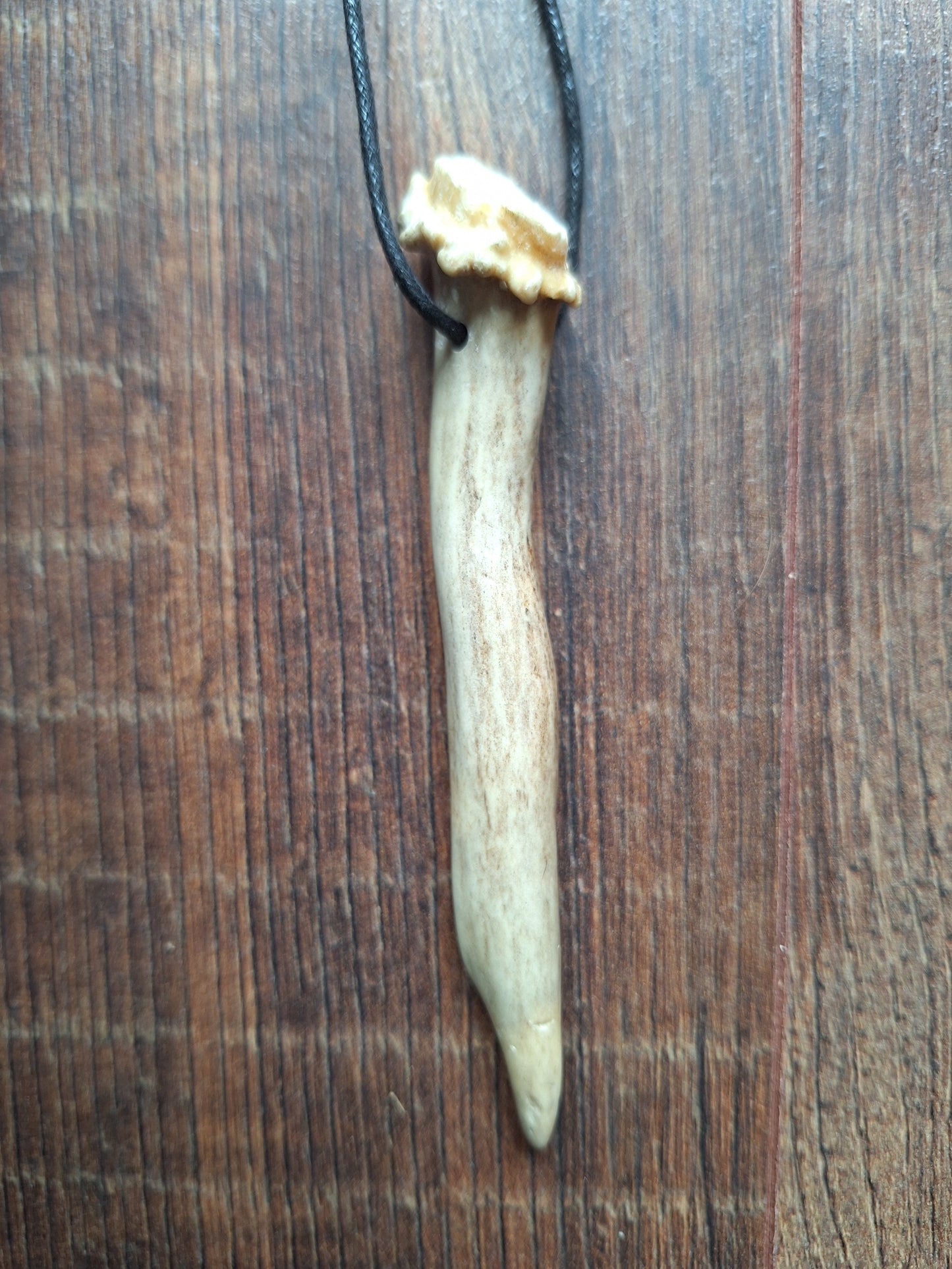 Roe deer antler necklaces