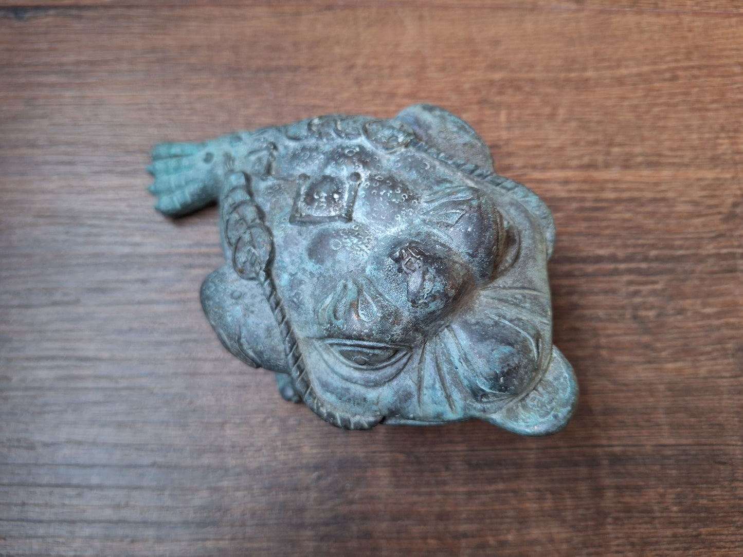 Vintage bronze Money Frog statue