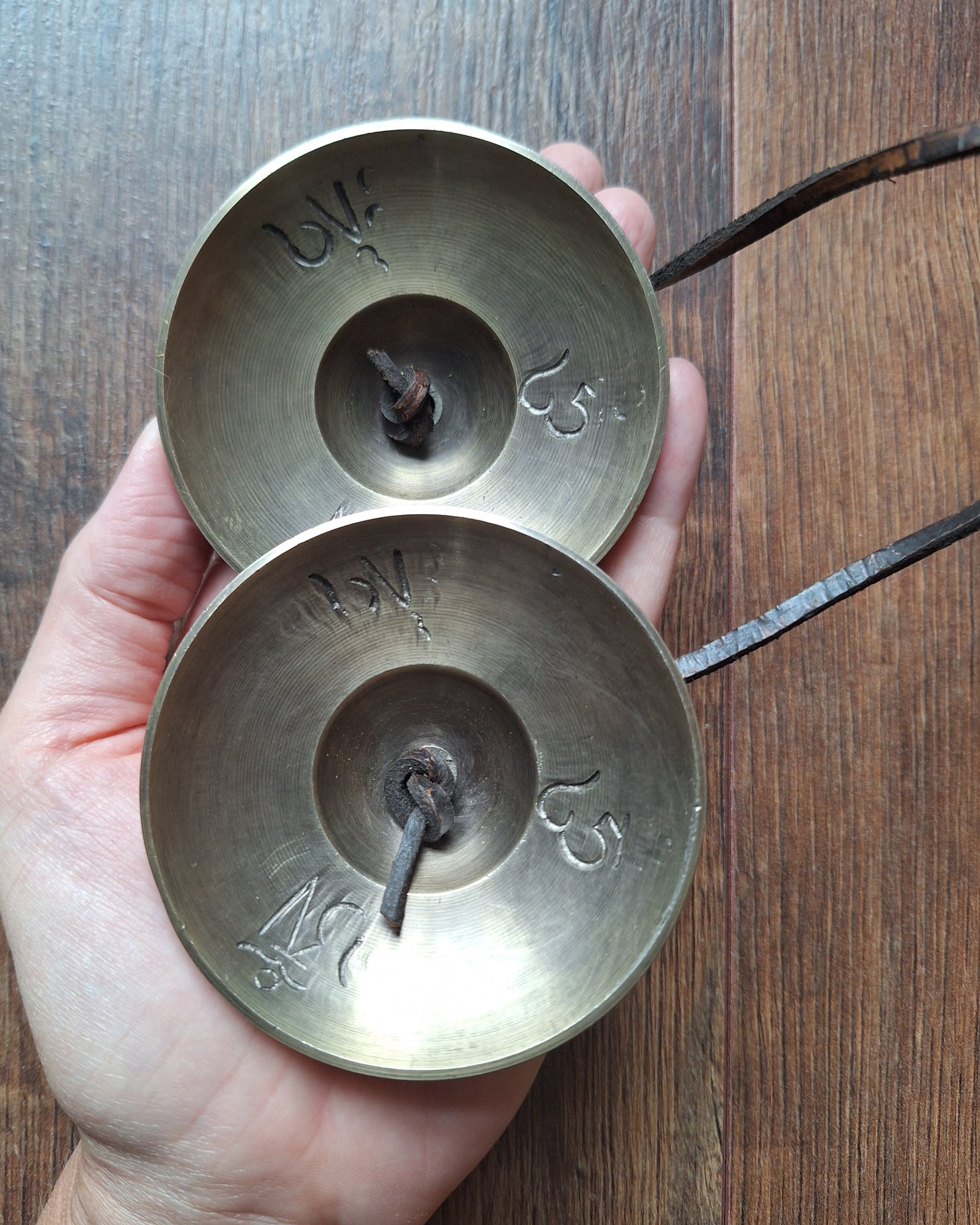 Tingsha bells Auspicious Symbols